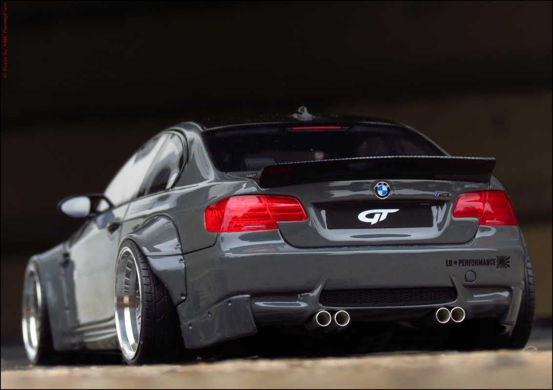 1:18 BMW E92 M3 Liberty Walk Breitbau Edition